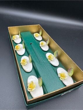 Crown Staffordshire Fine Bone China Place Card Holders – Yellow Rose, 8- NIB